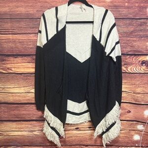 BKE Black and Cream Fringed Cardigan